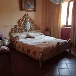 Baron'sroom نوتشيرا إنفريوري